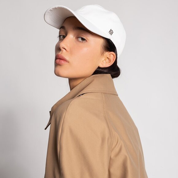 NWT Toteme Logo-Plaque Cotton Baseball Cap Off-white - Picture 10 of 11